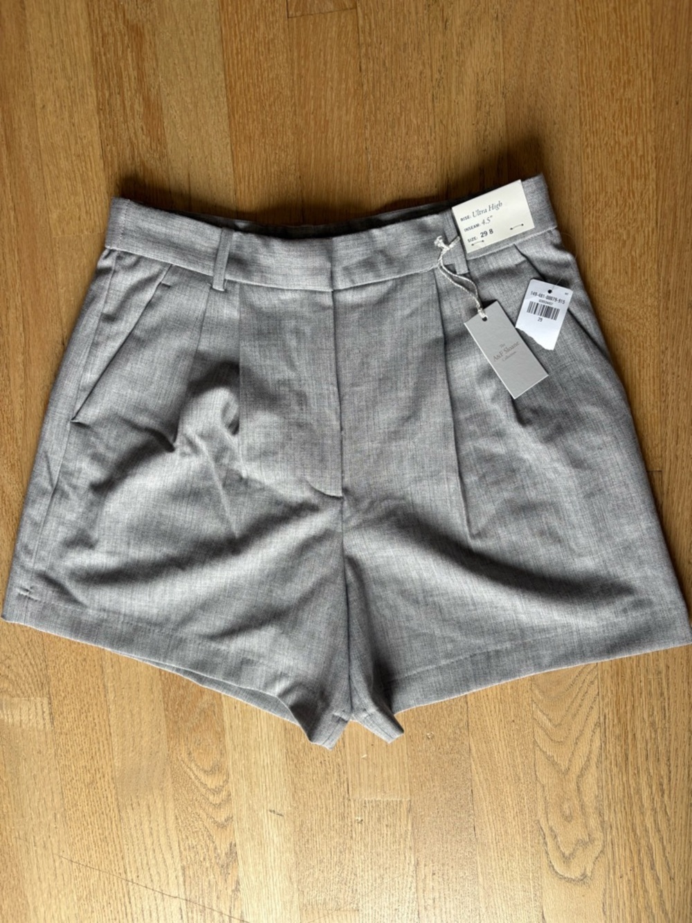 Abercrombie & Fitch Light Gray High-Waist Pleated Shorts